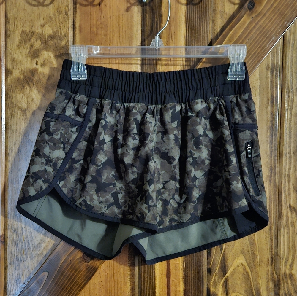 Lululemon Tracker Shorts
